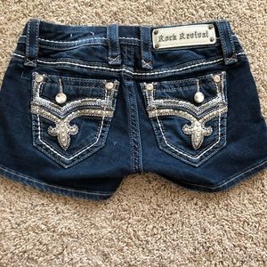 Rock Revival Shorts. Size 23